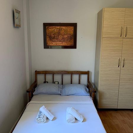 Gazi'S Apartament For Rent Golem  Exterior photo