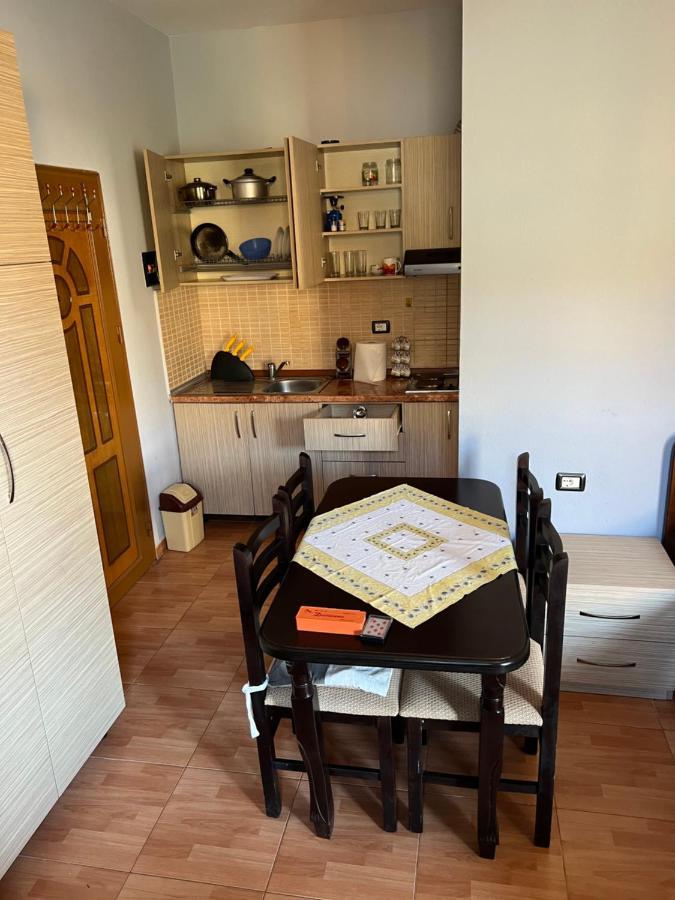Gazi'S Apartament For Rent Golem  Exterior photo