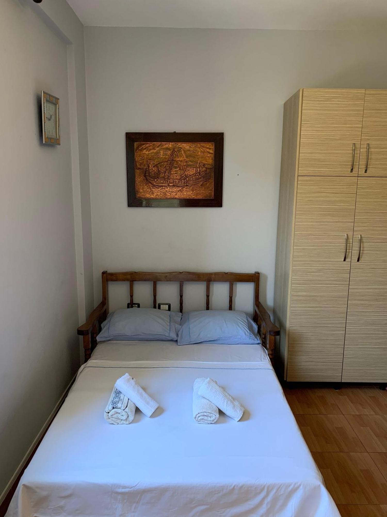 Gazi'S Apartament For Rent Golem  Exterior photo